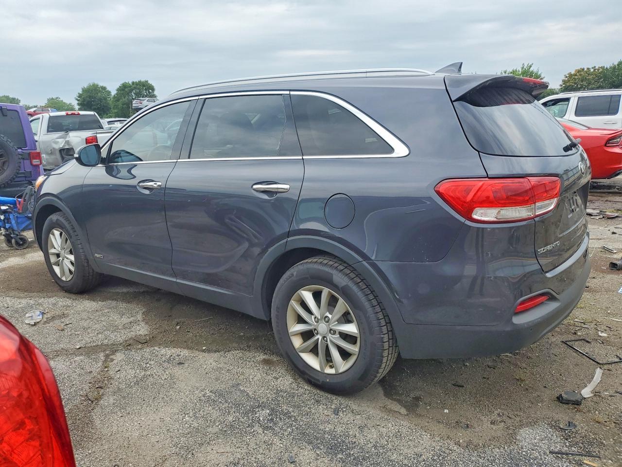 2016 Kia Sorento Lx - Фото 2