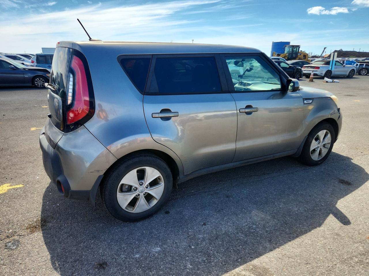 2016 Kia Soul Base - Фото 3