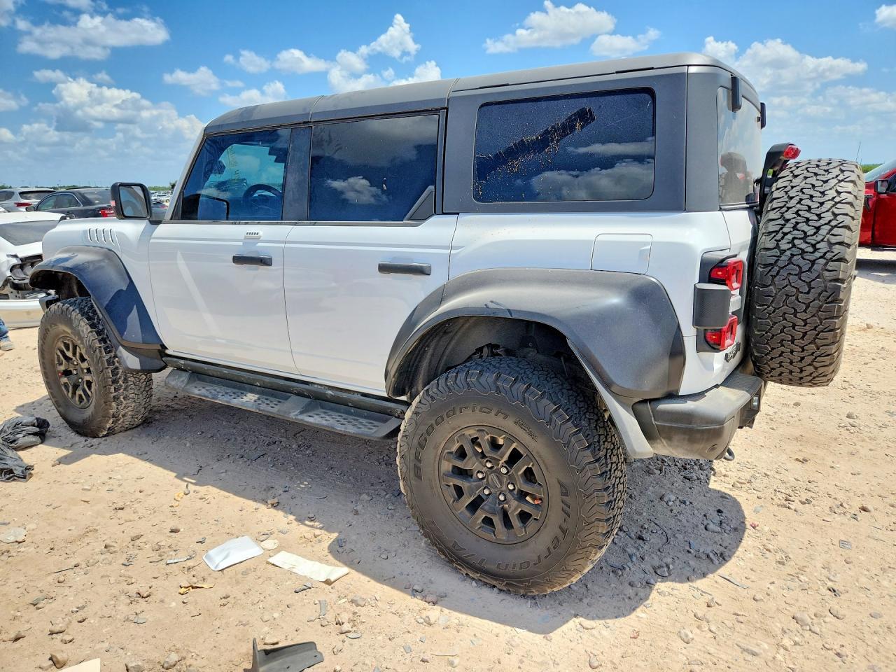 2023 Ford Bronco Raptor - Image 2