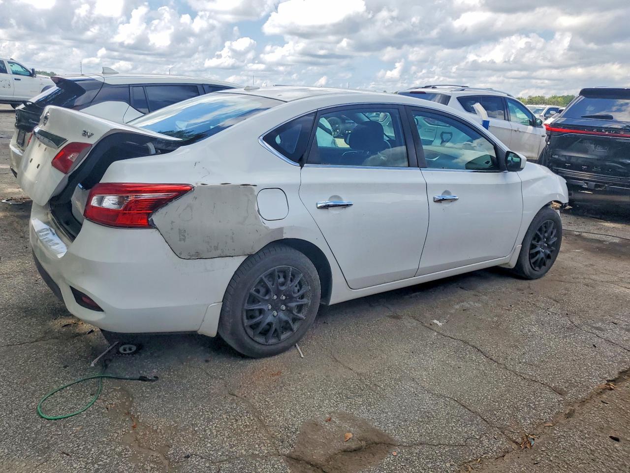 2017 Nissan Sentra Sv - Фото 3