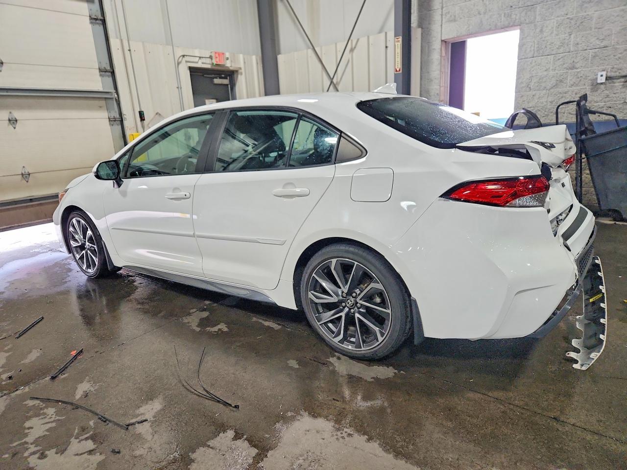 2021 Toyota Corolla Se - Image 2