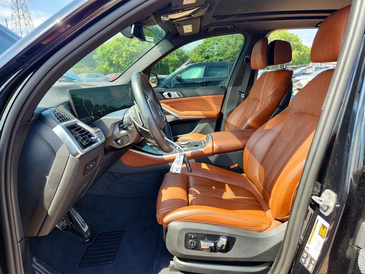 2025 BMW X5 - Image 7