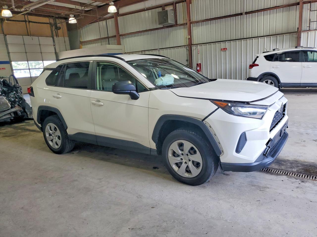 2019 Toyota Rav4 Le - Фото 4