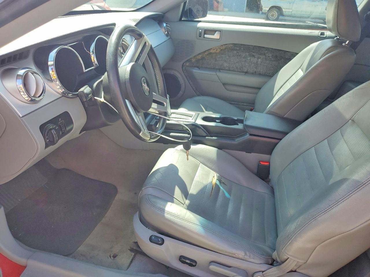 2005 Ford Mustang Gt - Фото 7