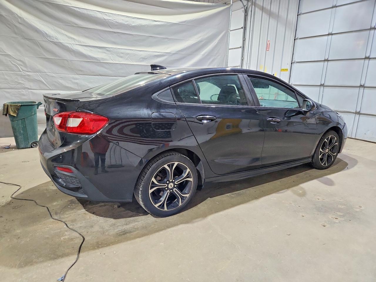 2019 Chevrolet Cruze Lt - Фото 3