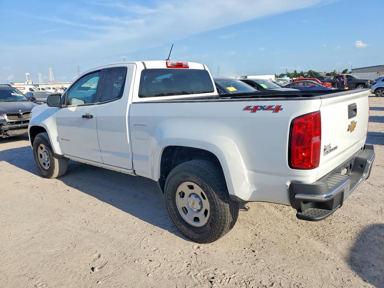 2018 Chevrolet Colorado - Фото 2