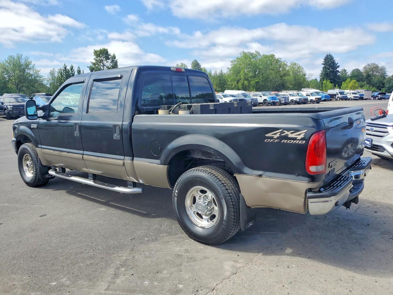 2002 Ford F250 Super Duty - Image 2