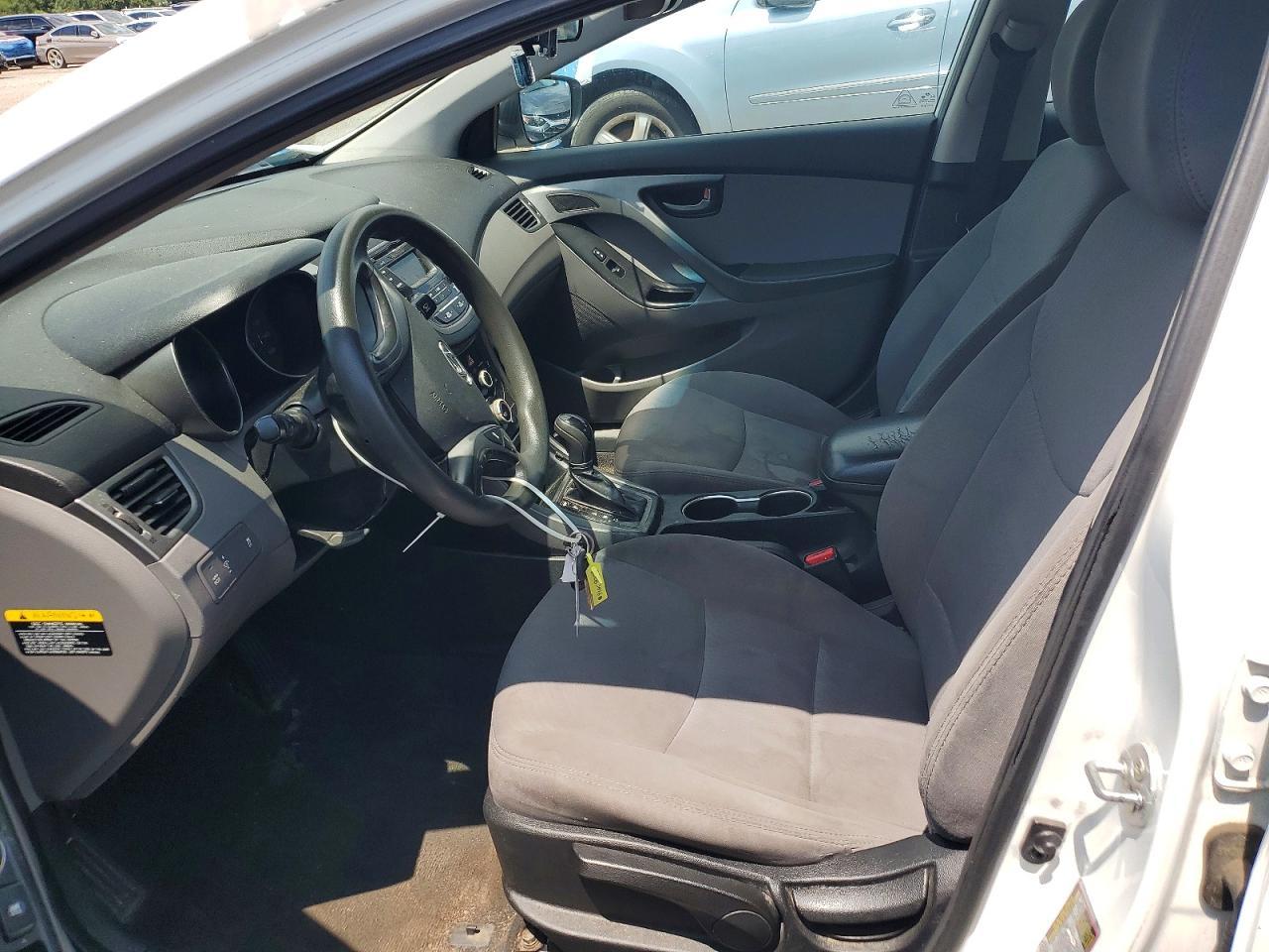 2015 Hyundai Elantra Se - Image 7
