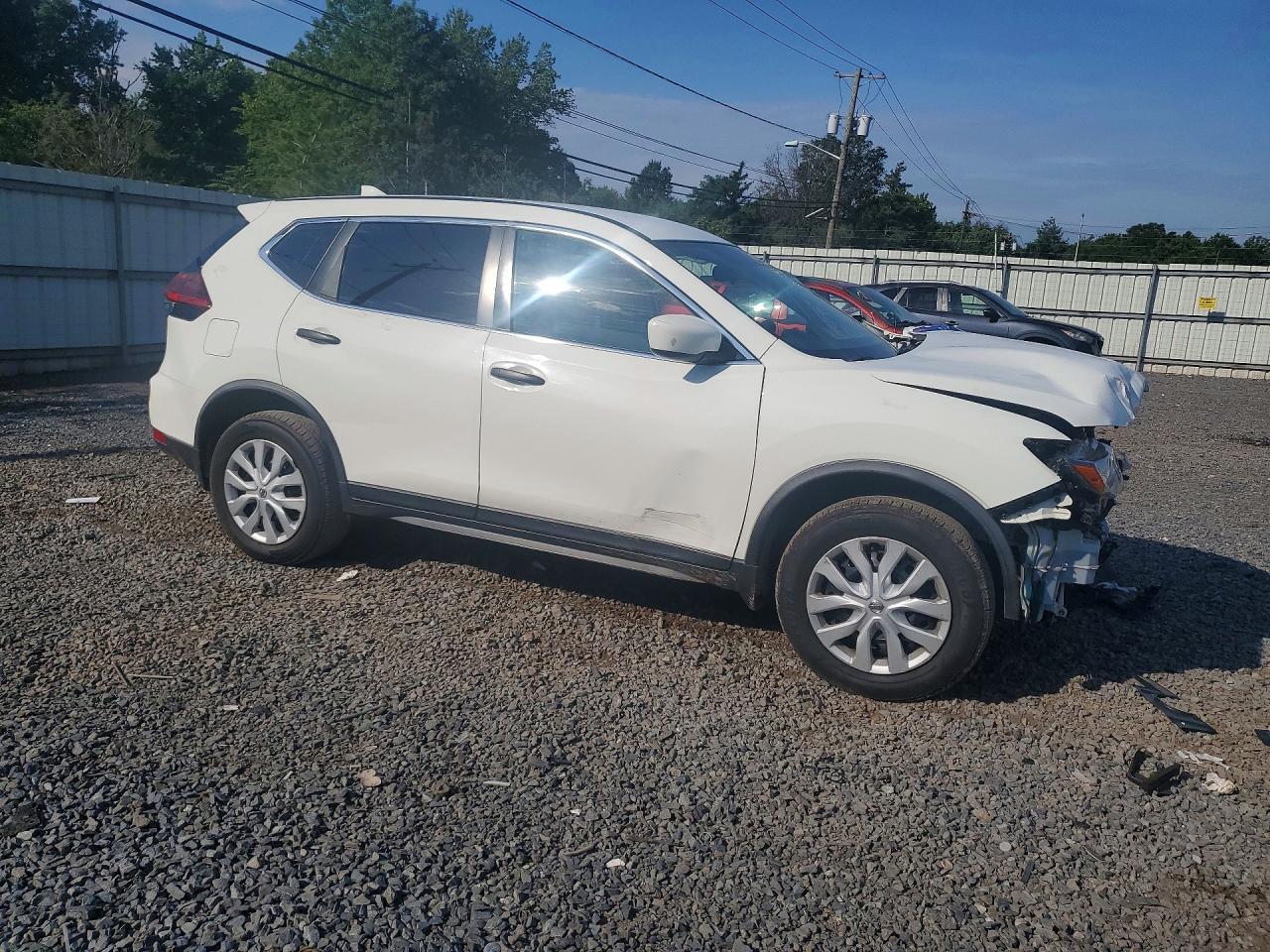 2018 Nissan Rogue S - Фото 4