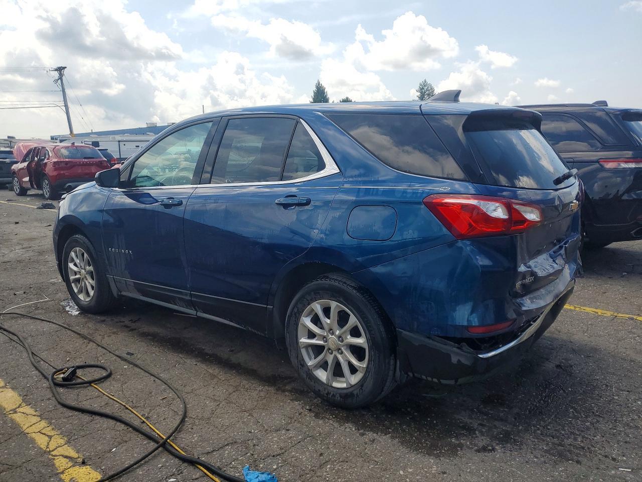 2020 Chevrolet Equinox Lt - Image 2