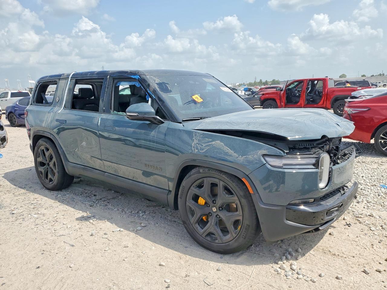 2025 Rivian R1S Premium - Фото 4