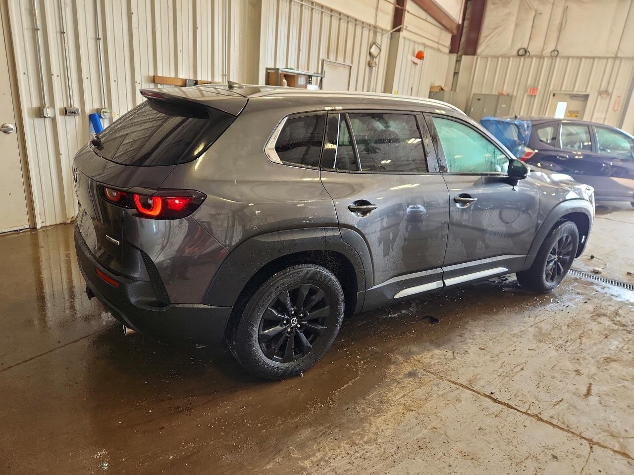 2025 Mazda Cx-50 Premium - Фото 3