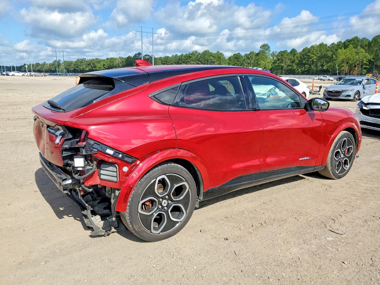 2021 Ford Mustang Mach-E Gt - Фото 3