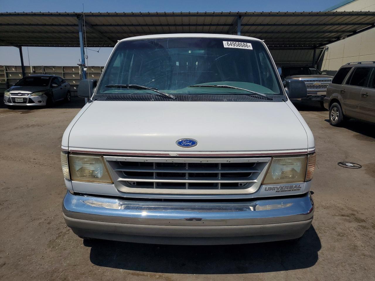 1994 Ford Econoline E150 Van - Фото 5