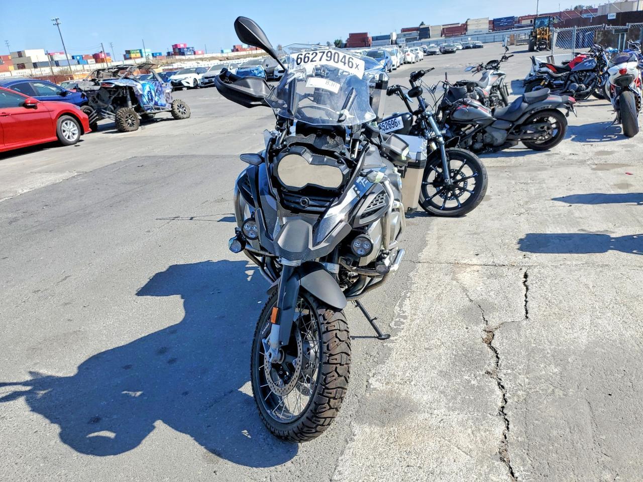 2024 BMW R 1250 Gs Adventure - Image 2