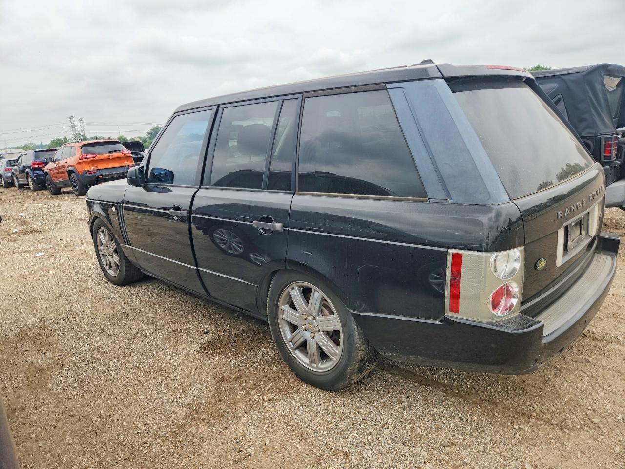 2008 Land Rover Range Rover Hse - Image 2