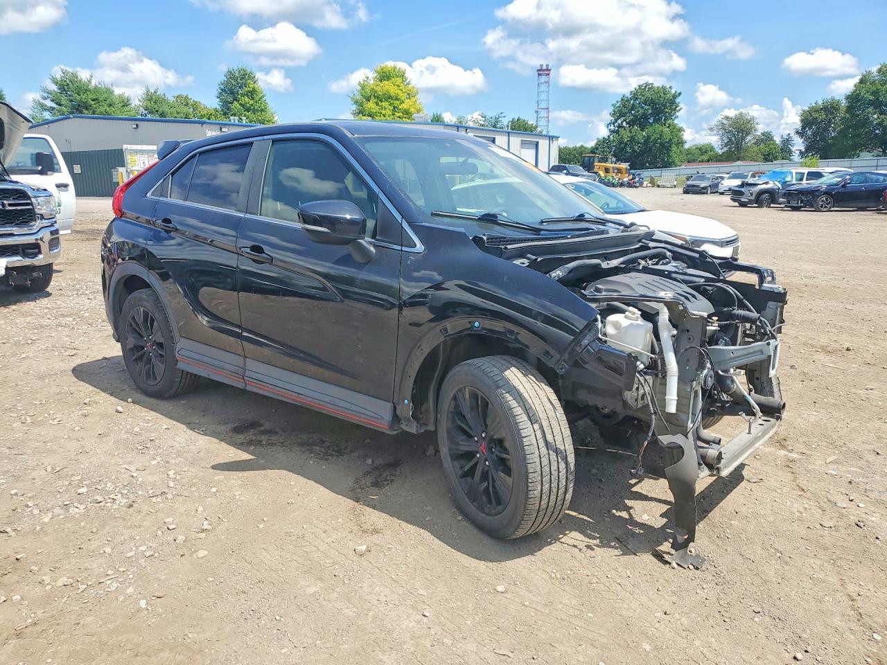 2019 Mitsubishi Eclipse Cross Le - Фото 4