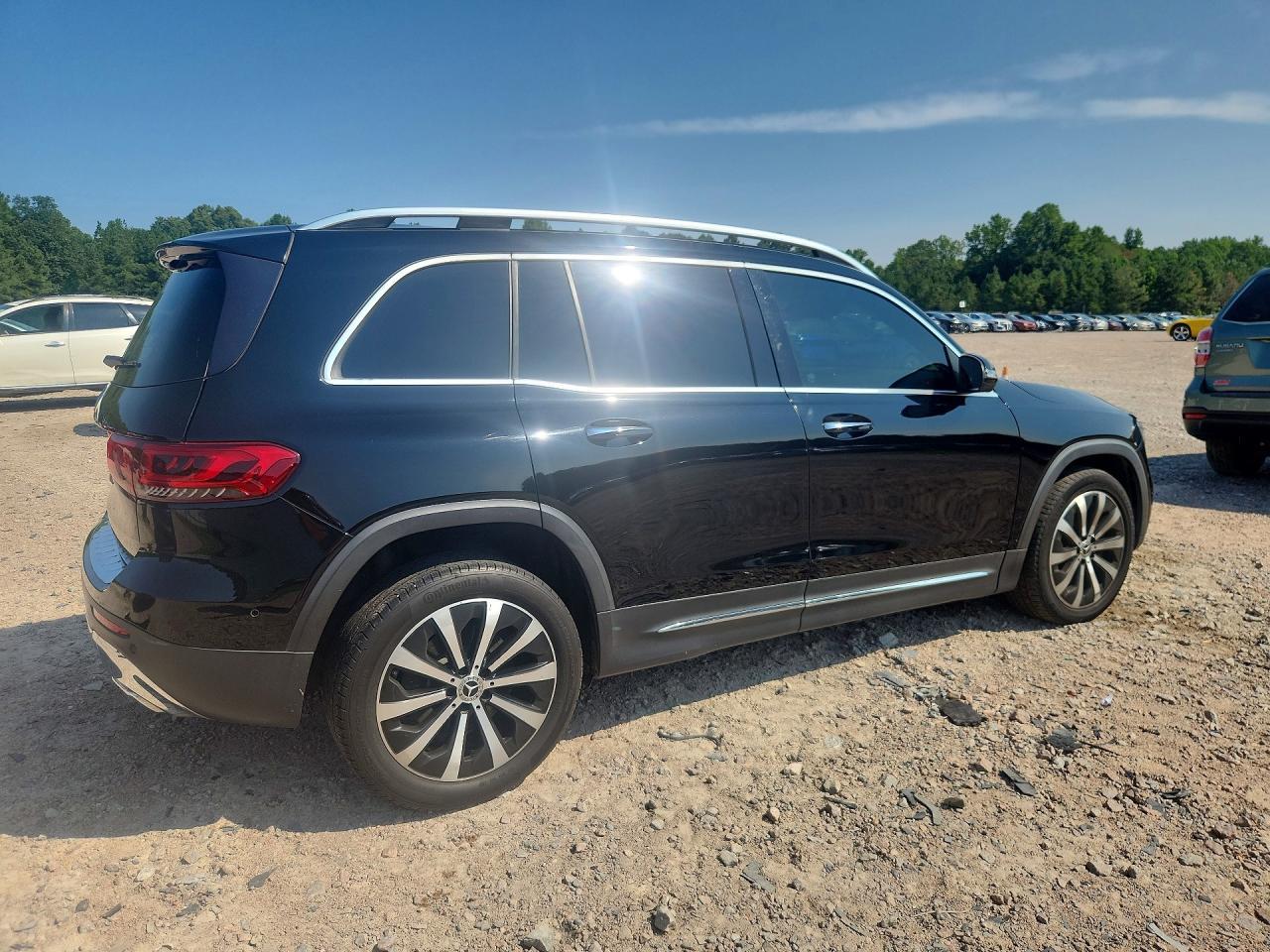 2021 Mercedes-Benz Glb 250 - Фото 3