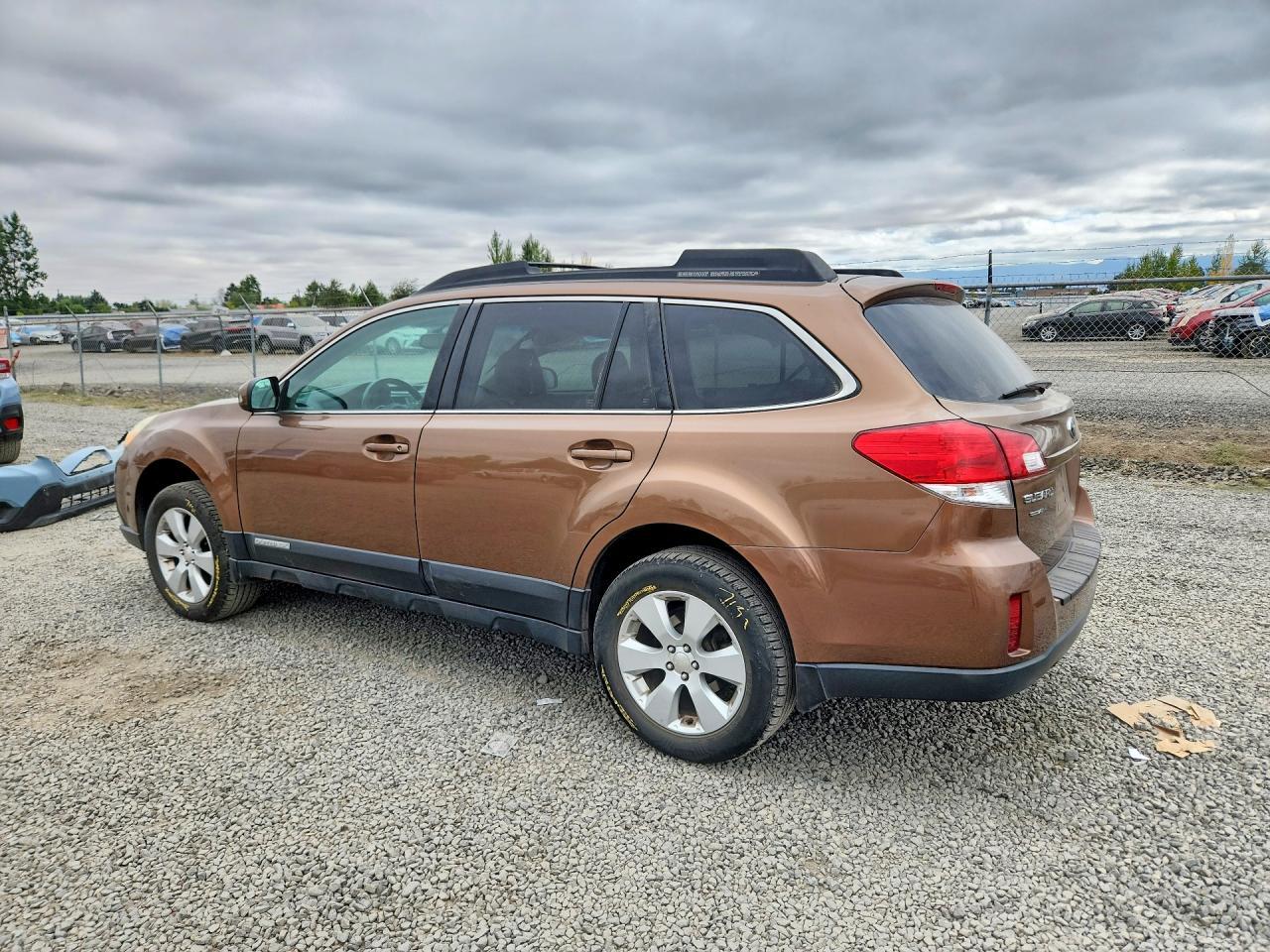 2011 Subaru Outback 2.5I Premium - Фото 2