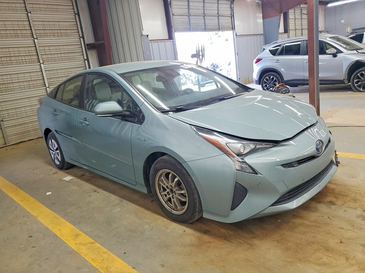 2018 Toyota Prius Four - Фото 4