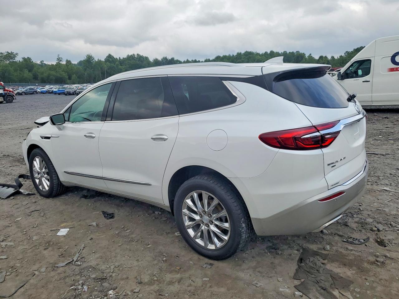 2021 Buick Enclave Premium - Image 2