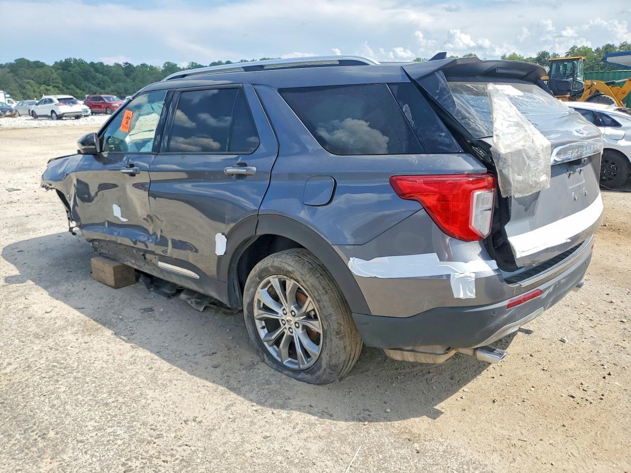 2022 Ford Explorer Limited - Фото 2