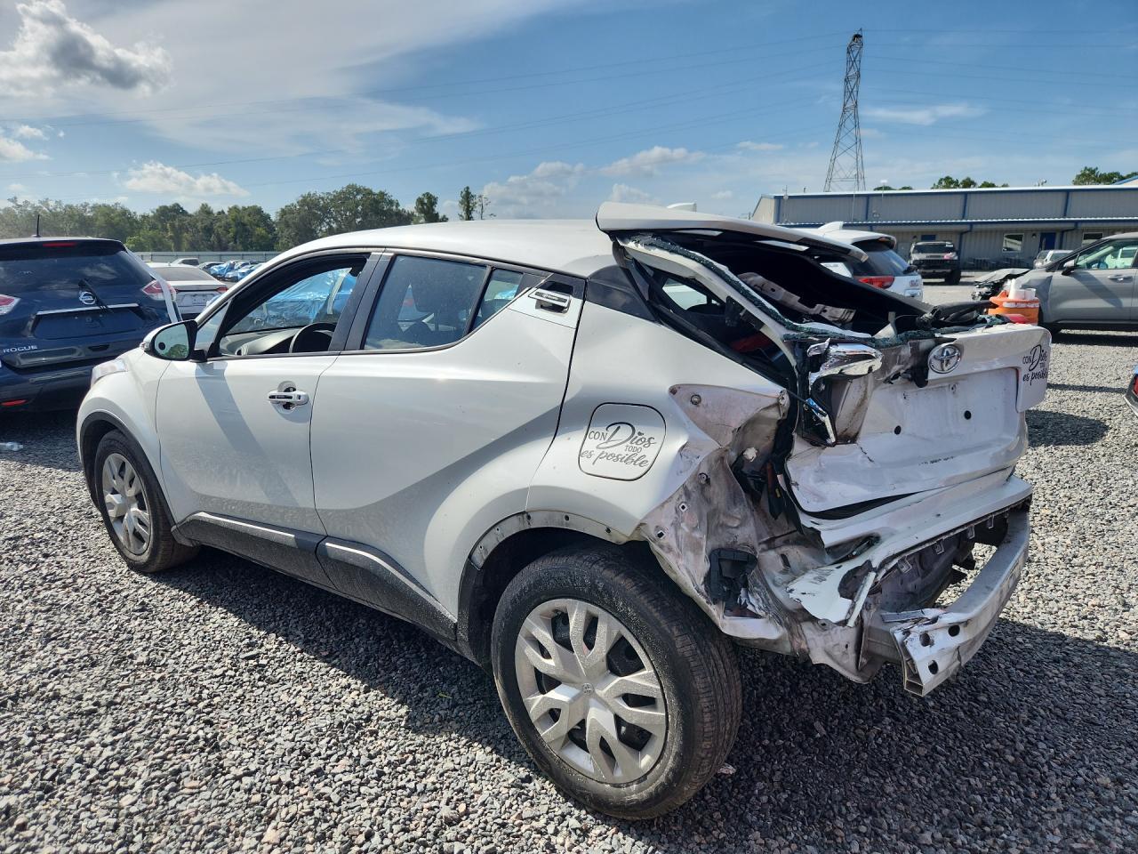 2019 Toyota C-Hr Le - Фото 2