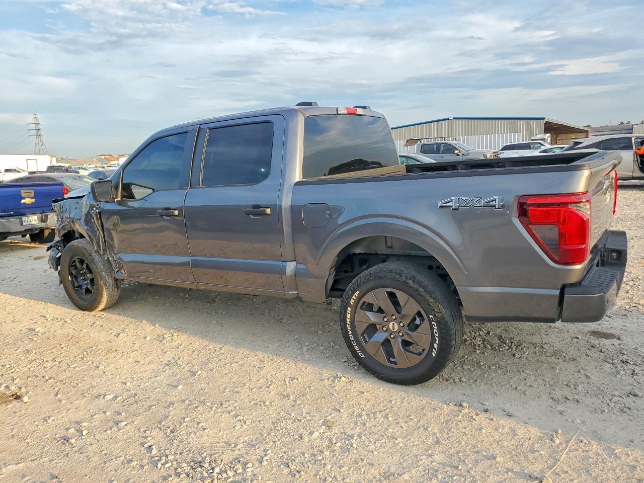2025 Ford F150 Stx - Фото 2