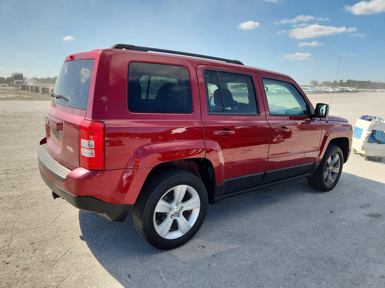 2015 Jeep Patriot - Фото 3