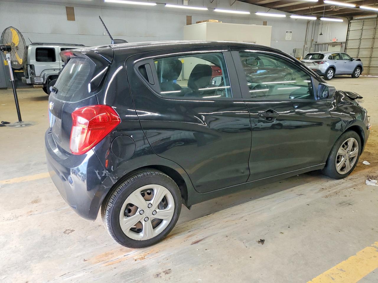 2021 Chevrolet Spark Ls - Фото 3