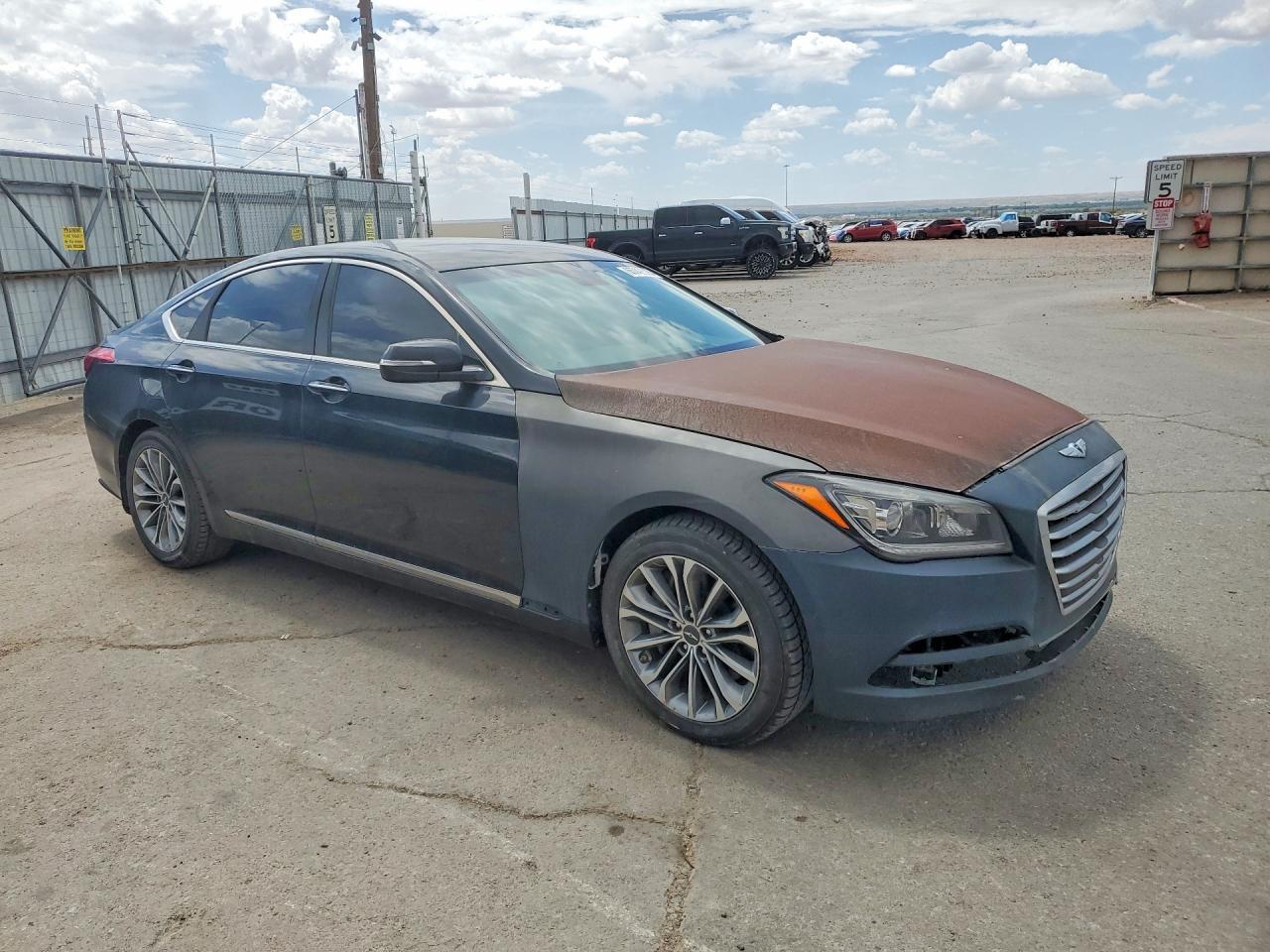 2016 Hyundai Genesis 3.8L - Фото 4