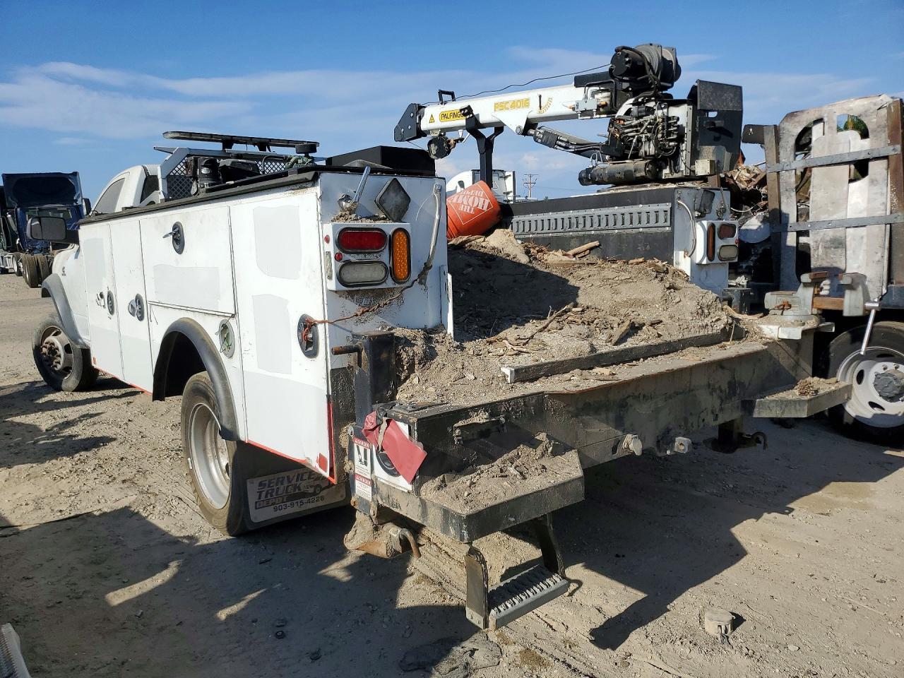 2022 Ram 5500 - Фото 2
