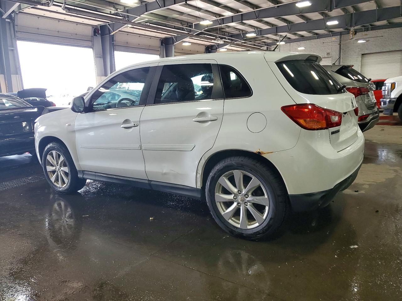 2015 Mitsubishi Outlander Sport Se - Фото 2