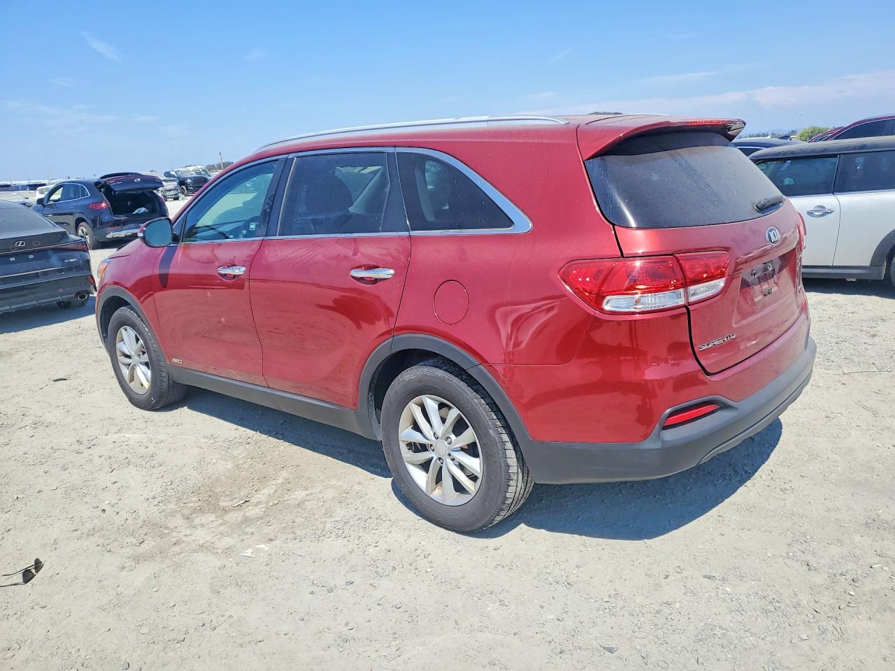 2018 Kia Sorento Lx - Image 2