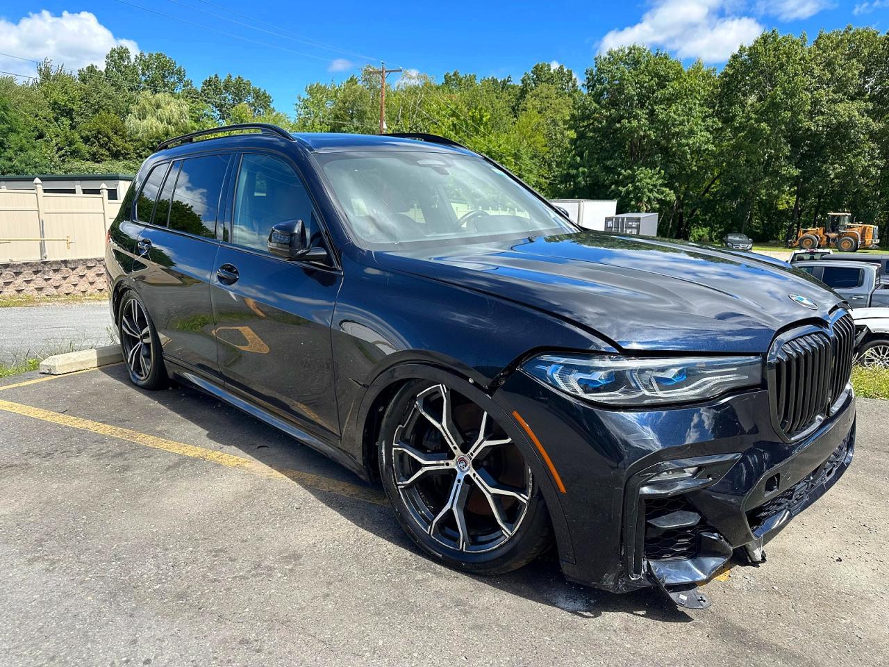 2022 BMW X7 M50I - Фото 4