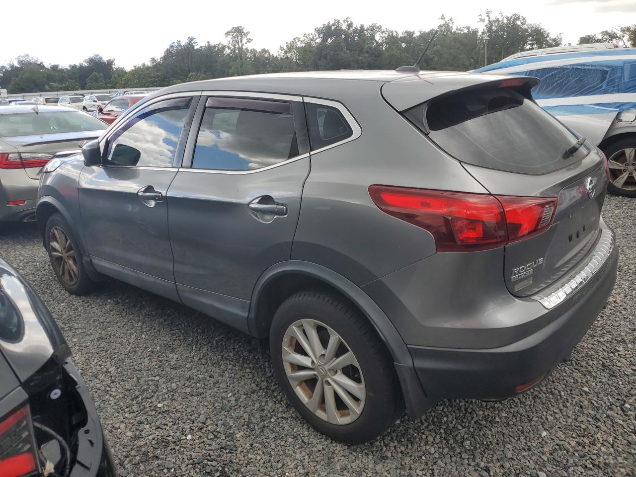 2017 Nissan Rogue Sport S - Image 2