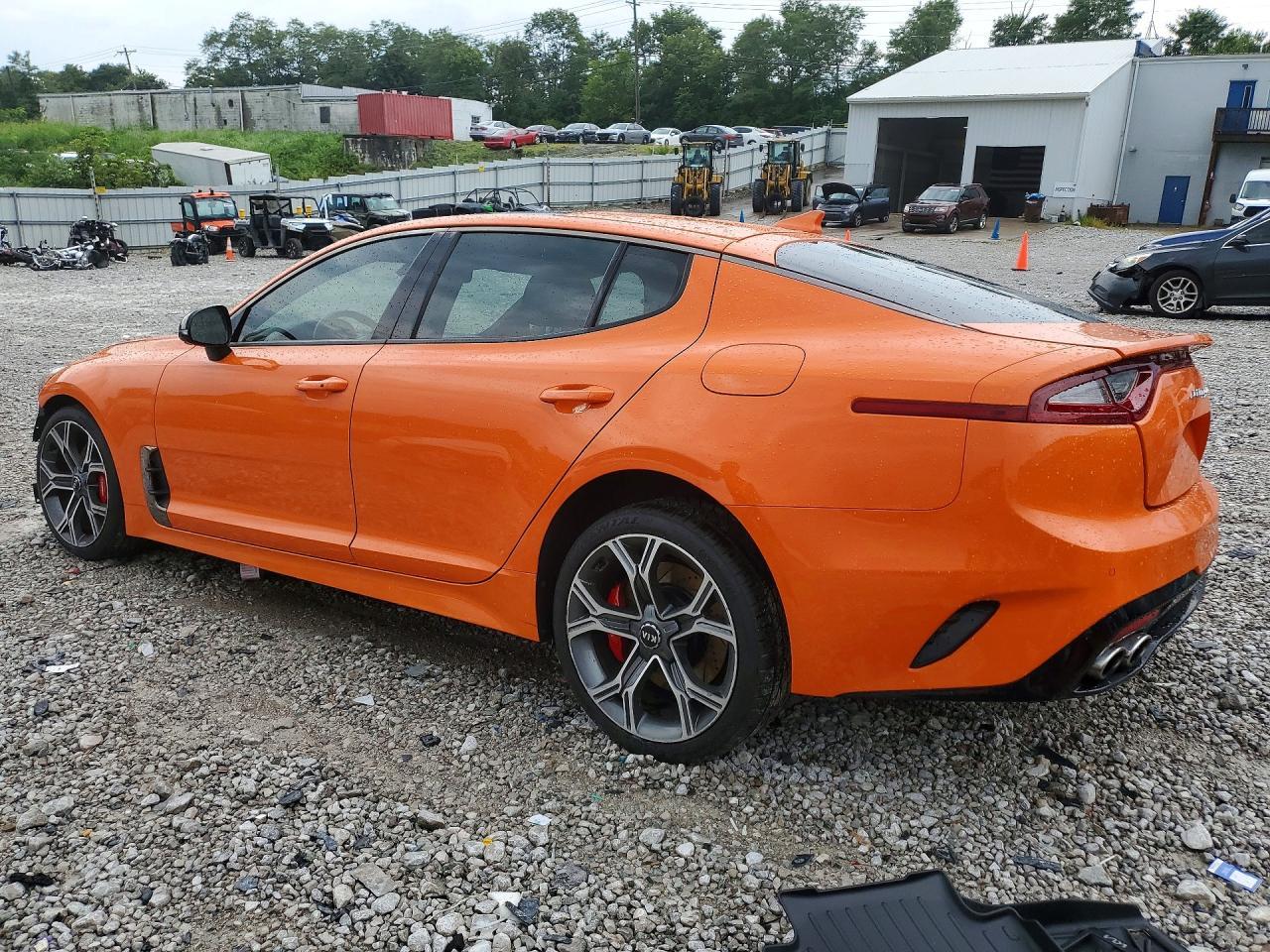 2020 Kia Stinger Gt2 - Фото 2