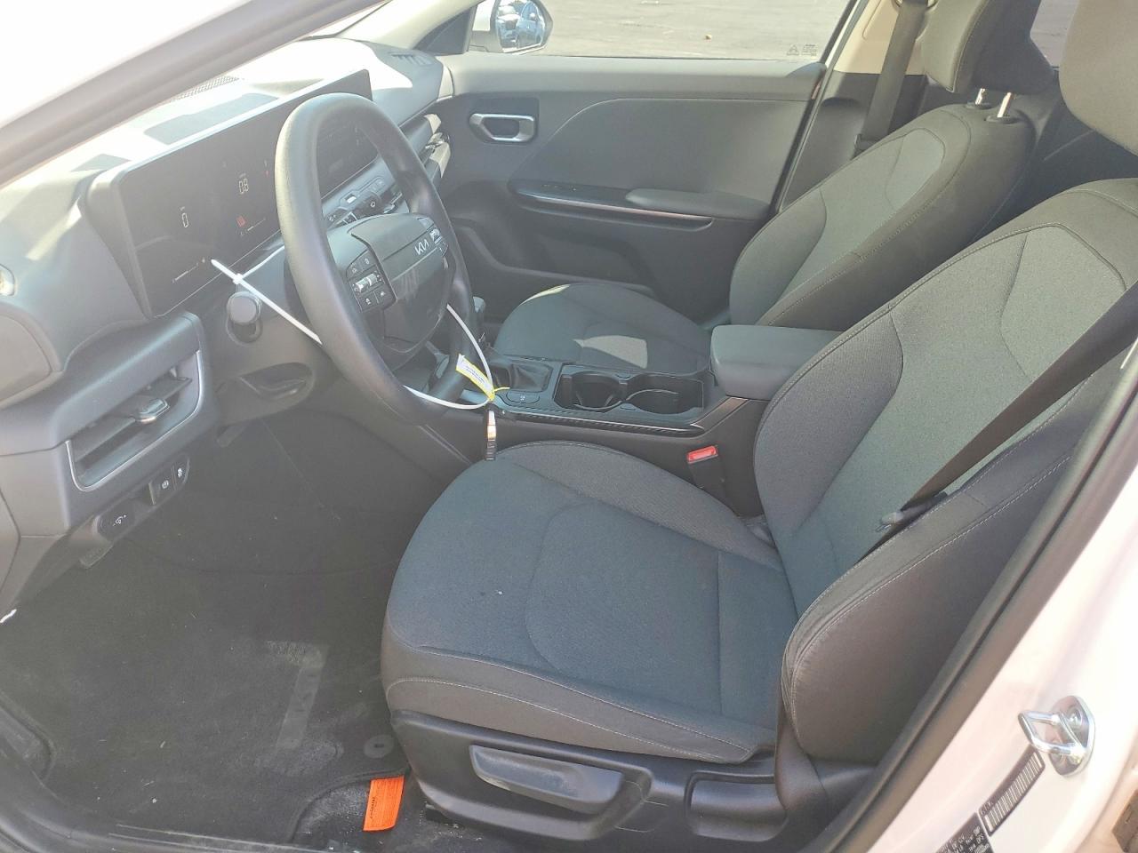 2025 Kia K4 Lx - Фото 7