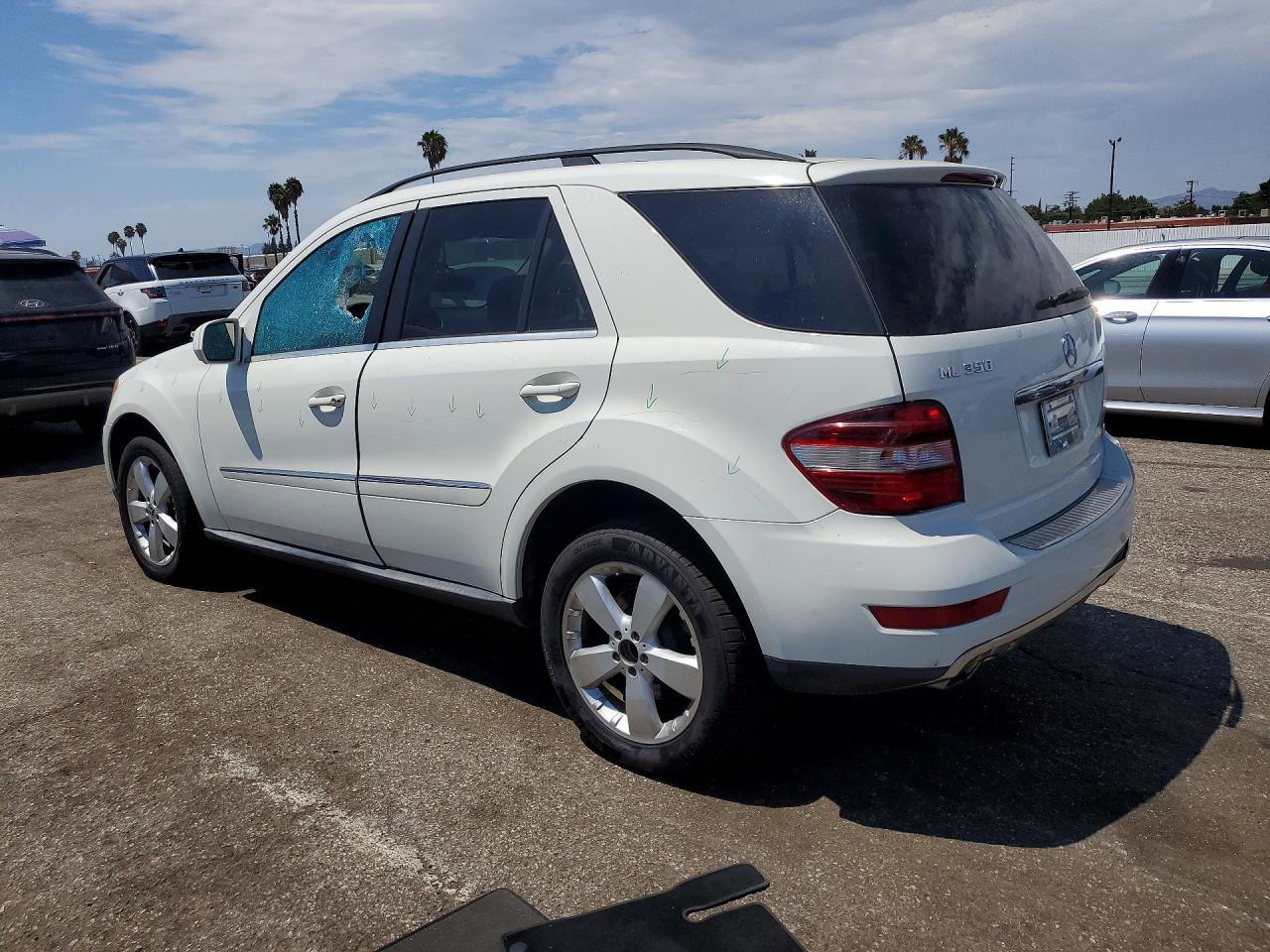 2010 Mercedes-Benz Ml 350 - Image 2