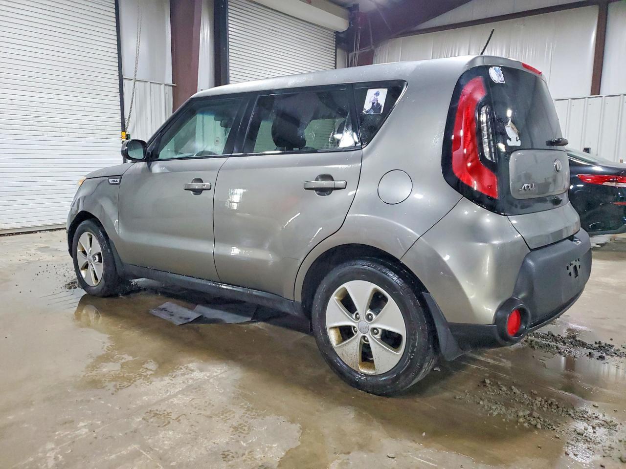 2015 Kia Soul Base - Image 2