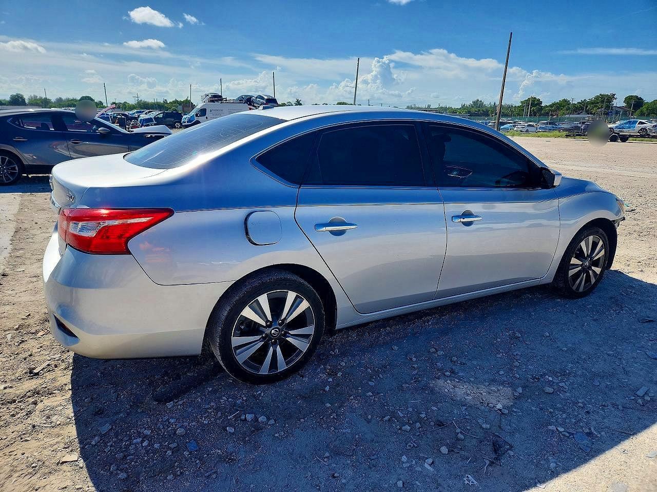 2019 Nissan Sentra Sv - Фото 3