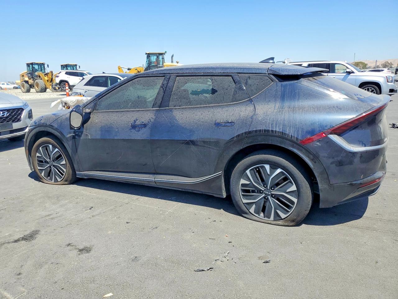 2023 Kia Ev6 Wind - Image 2