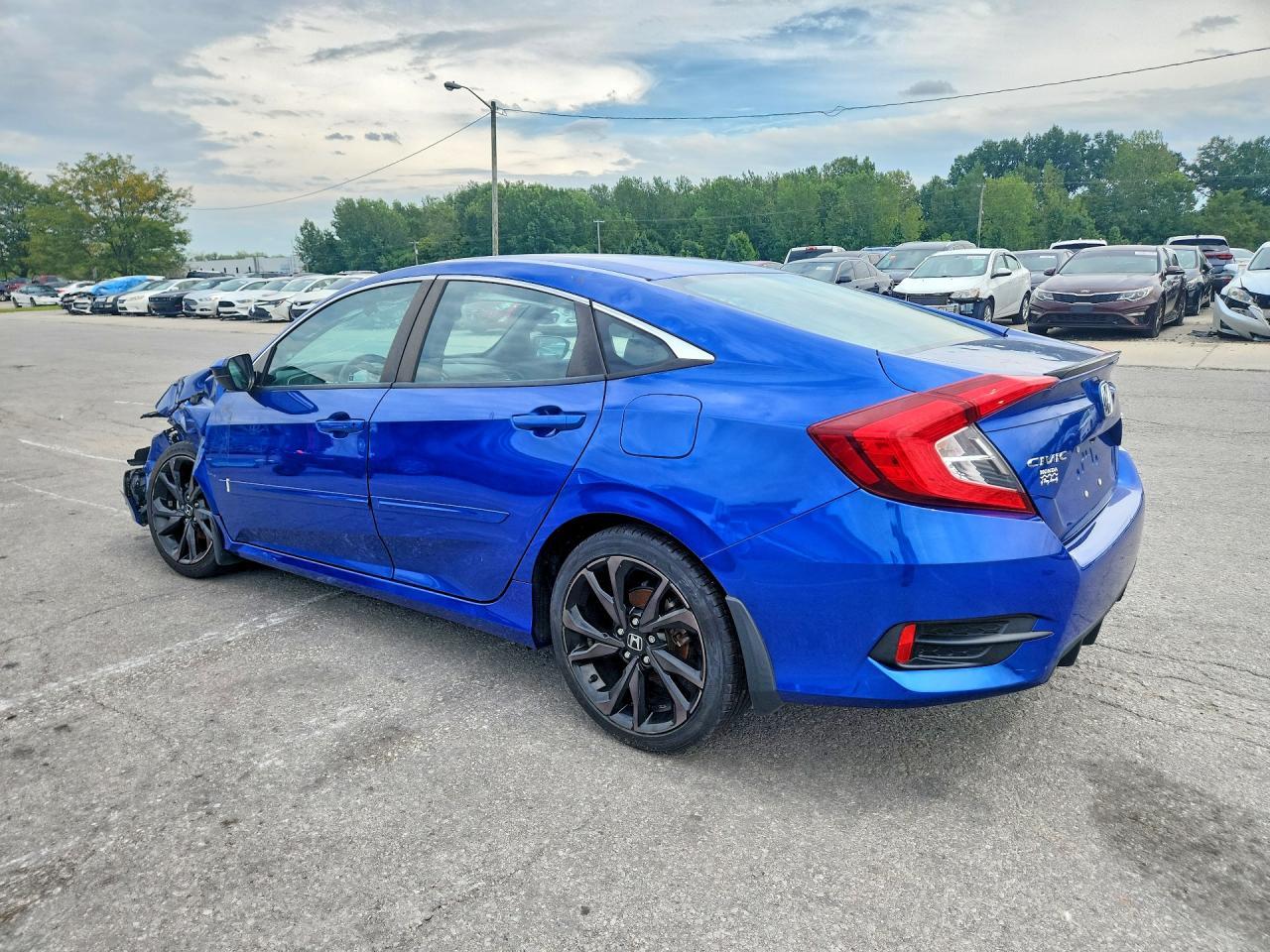 2020 Honda Civic Sport - Фото 2