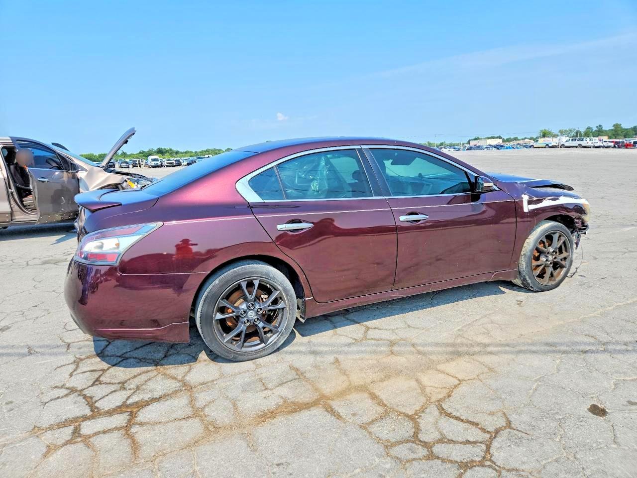 2011 Nissan Maxima 3.5 S - Image 3