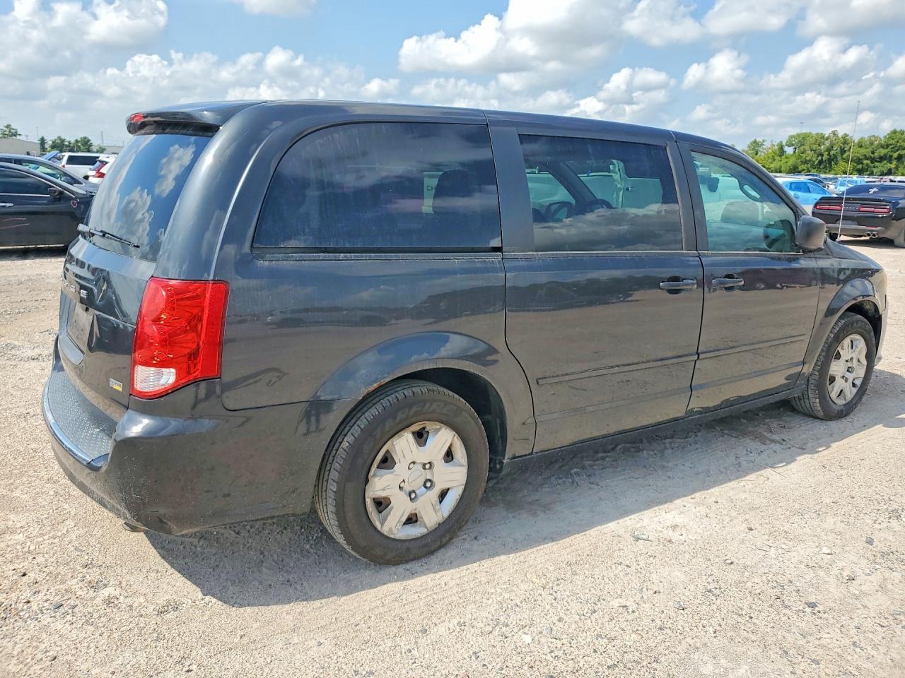 2011 Dodge Grand Caravan Express - Фото 3
