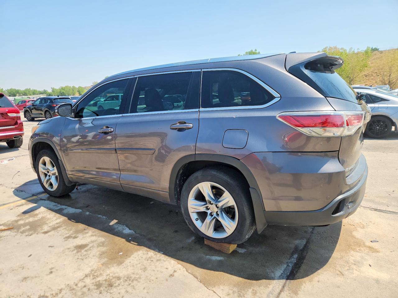 2015 Toyota Highlander Limited - Фото 2