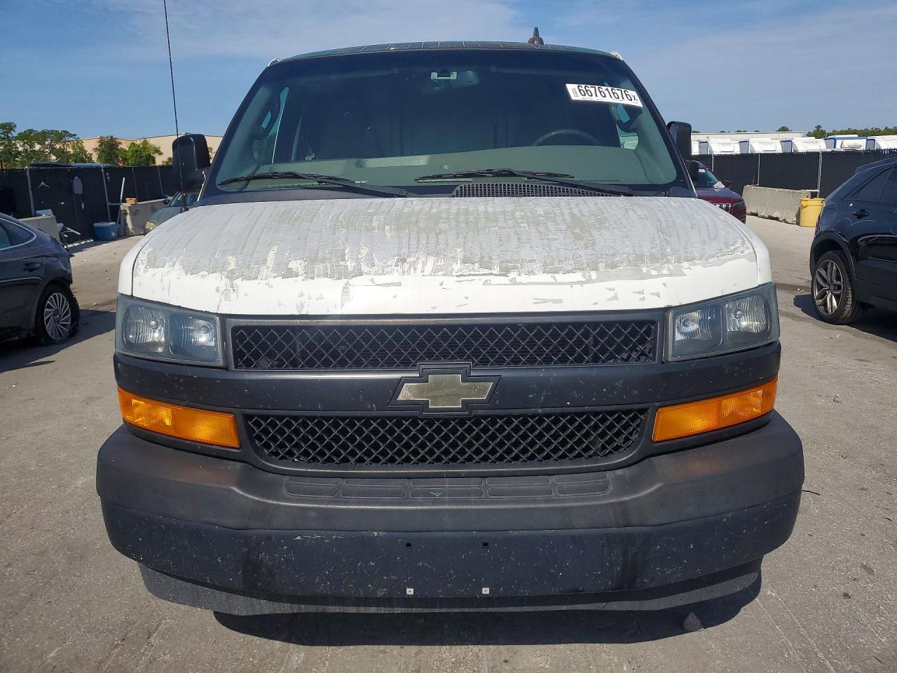 2019 Chevrolet Express G2500 - Фото 5
