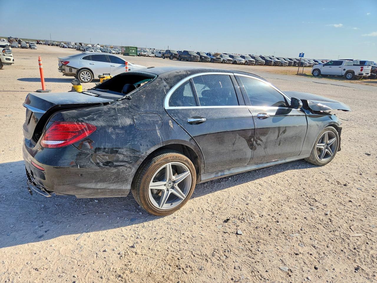 2017 Mercedes-Benz E 300 - Image 3