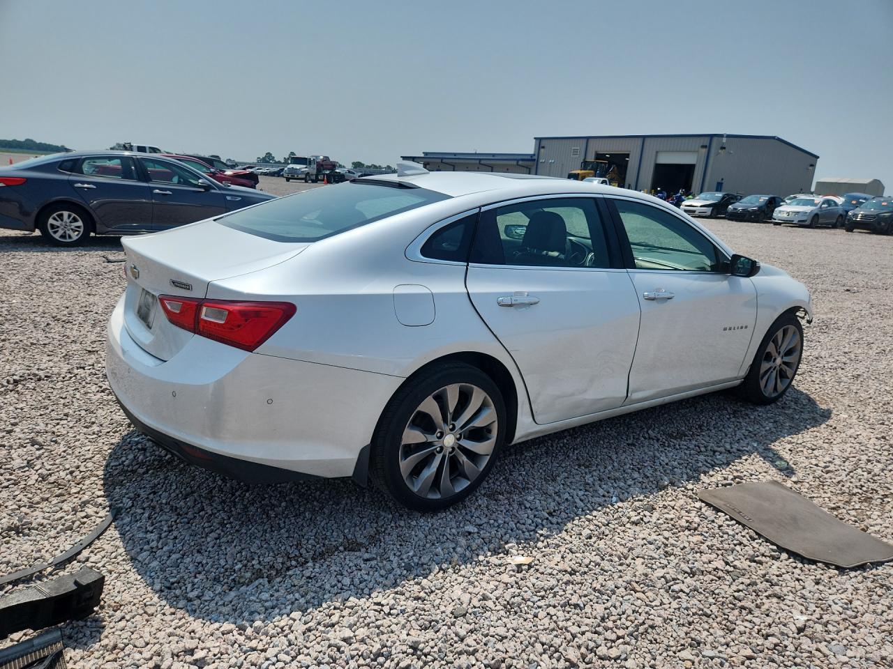 2016 Chevrolet Malibu Premier - Image 3