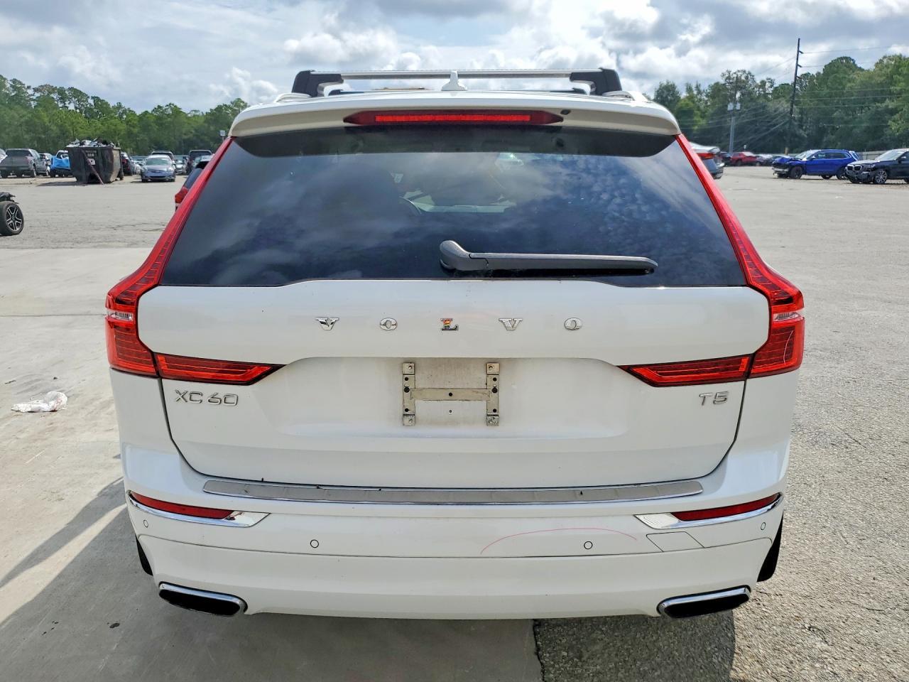 2021 Volvo Xc60 T5 Inscription - Фото 6